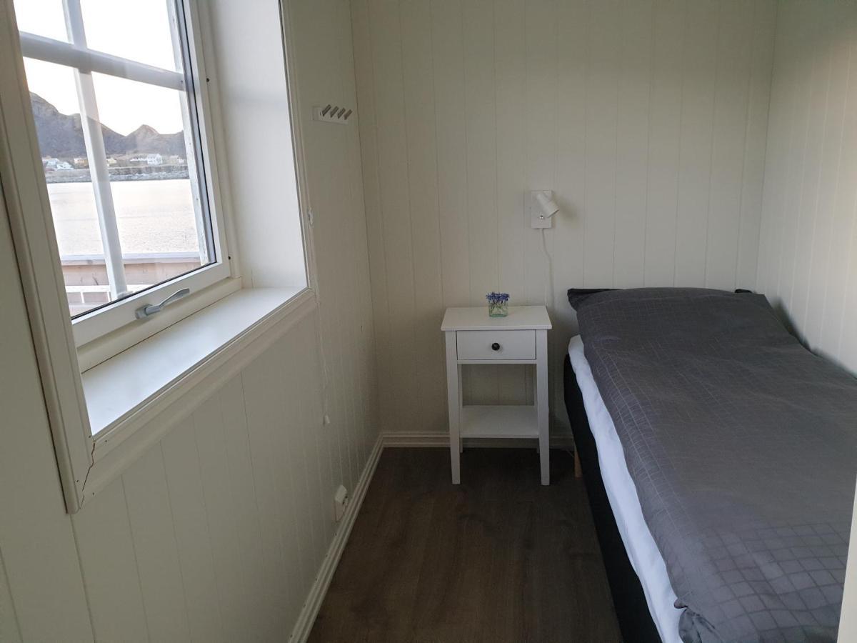Bensvik Brygge Apartment Vaeroy Екстериор снимка