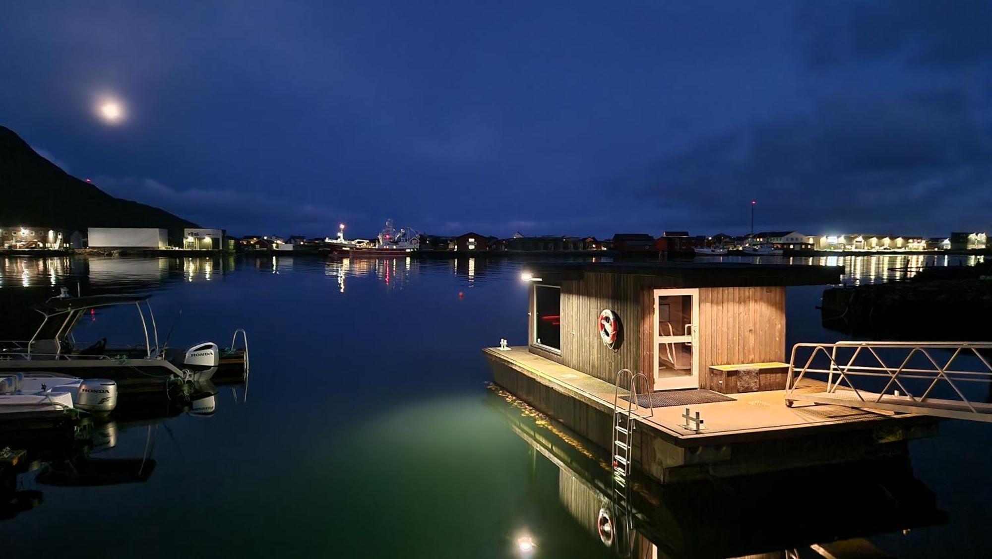 Bensvik Brygge Apartment Vaeroy Екстериор снимка
