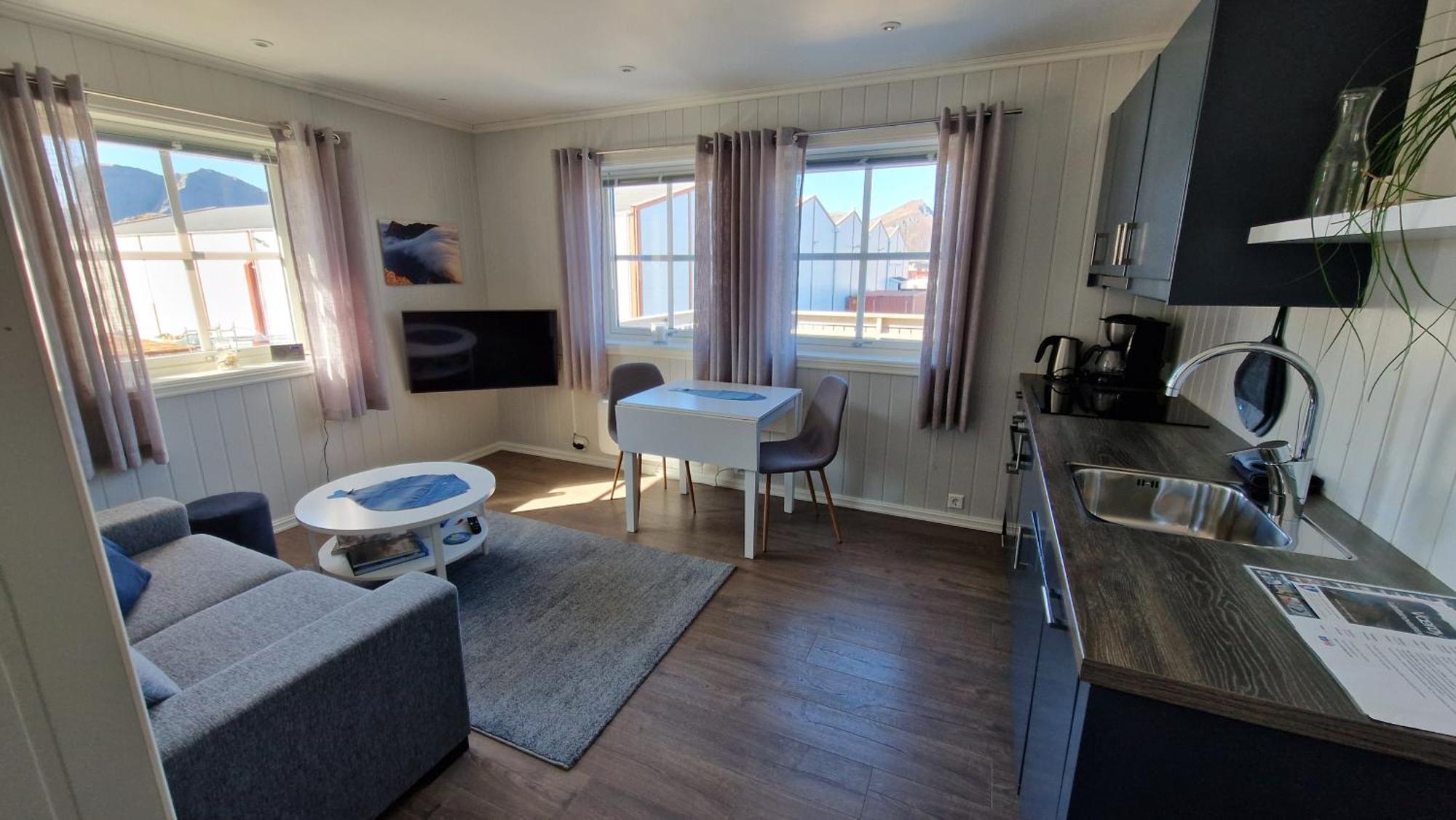 Bensvik Brygge Apartment Vaeroy Екстериор снимка
